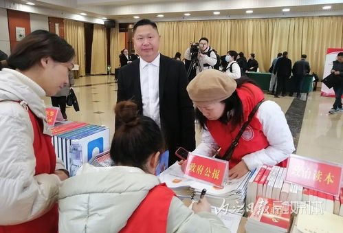 內江市市中區圖書館首次亮相兩會現場，助力代表委員履職